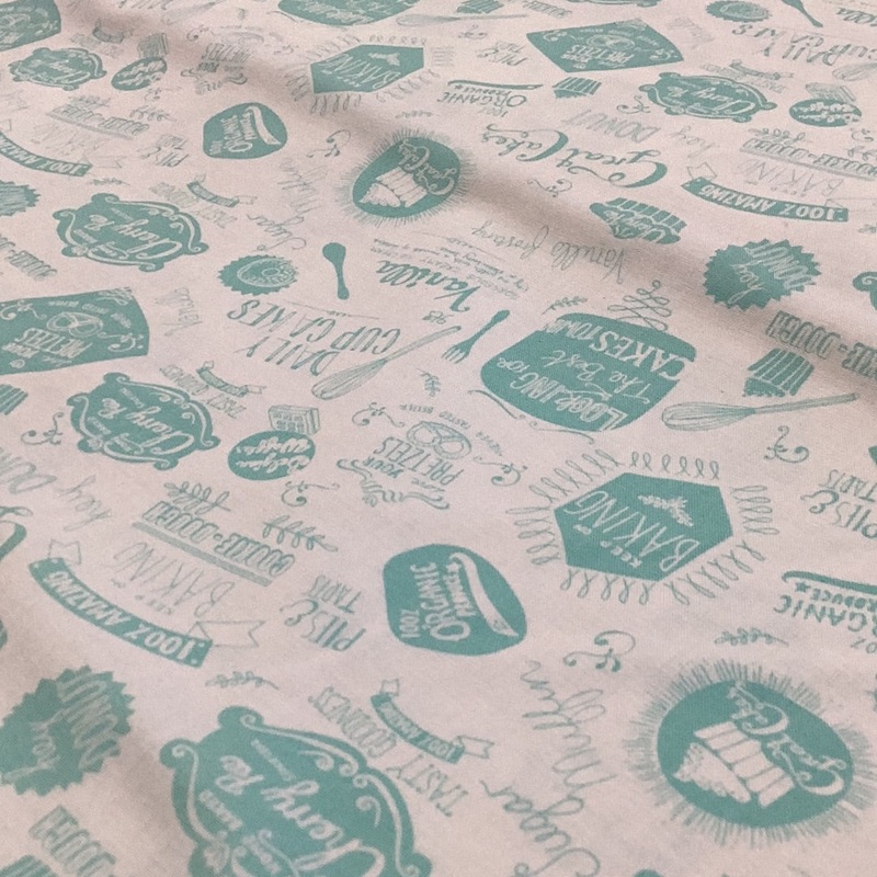 1220 Retro Bake Words The Henley Studio Mint | Makower UK - 1/2 metre