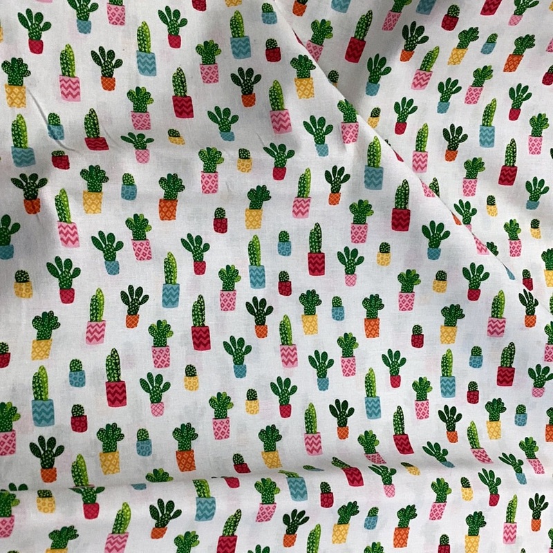 1942 Fruity Friends Cactus | Makower UK - 1/2 metre